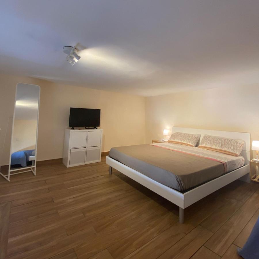 Clelia'S Room Naples Exterior photo